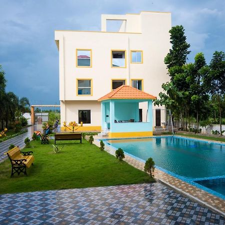 Unique Shantiniketan Hotel Sri Niketan Kültér fotó