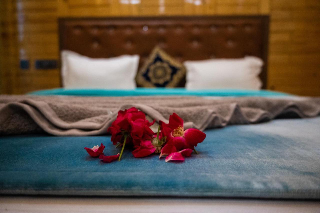 Unique Shantiniketan Hotel Sri Niketan Kültér fotó